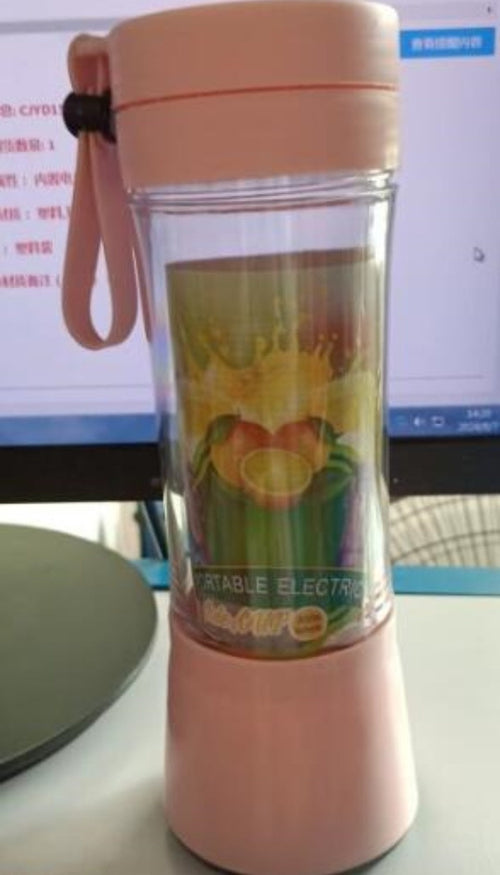 🍓 Tragbarer USB Mini Mixer – Wiederaufladbarer Smoothie Blender für unterwegs - MarktWonders 